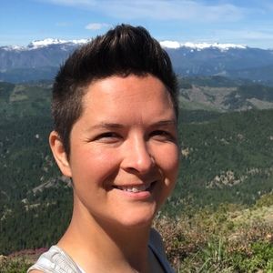 Meet your Posher, Lauren